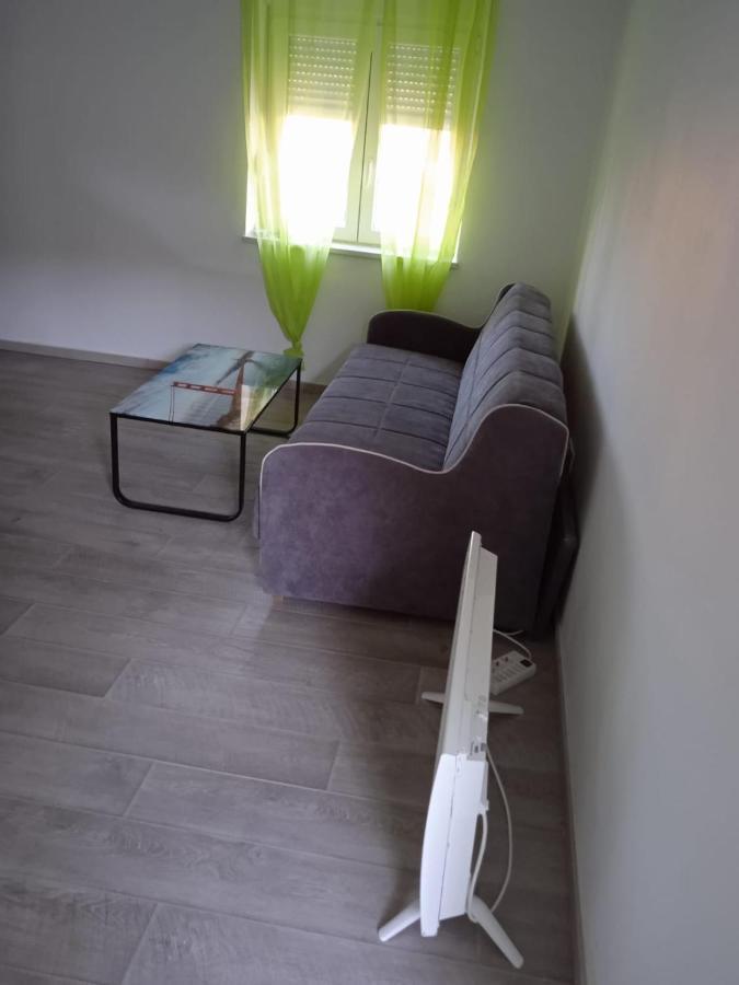 Ferienwohnung Schaefer Murter Exterior foto